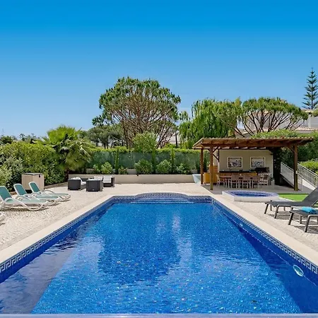 Villa Ferrarias Villa Sleeps 7 With Air Con And Wifi Ferrarias (Loule)