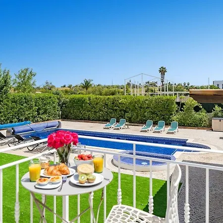 Ferrarias Villa Sleeps 7 With Air Con And Wifi Ferrarias (Loule)