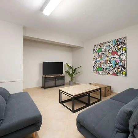 فيلة Ferrarias Villa Sleeps 7 With Air Con And Wifi *
