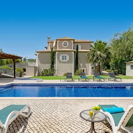Ferrarias Villa Sleeps 7 With Air Con And Wifi Ferrarias