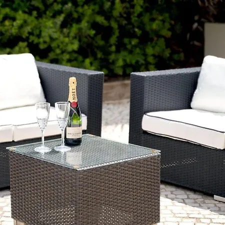 Ferrarias Villa Sleeps 7 With Air Con And Wifi *
